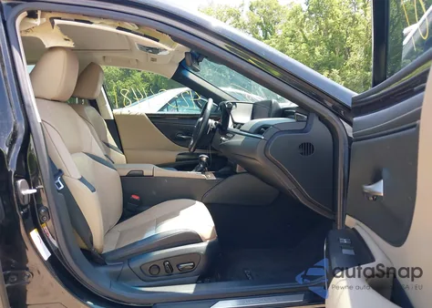 2019 Lexus Es 300H Luxury/Ultra Luxury z USA, uszkodzony, nr VIN JTHB21B10K2007177